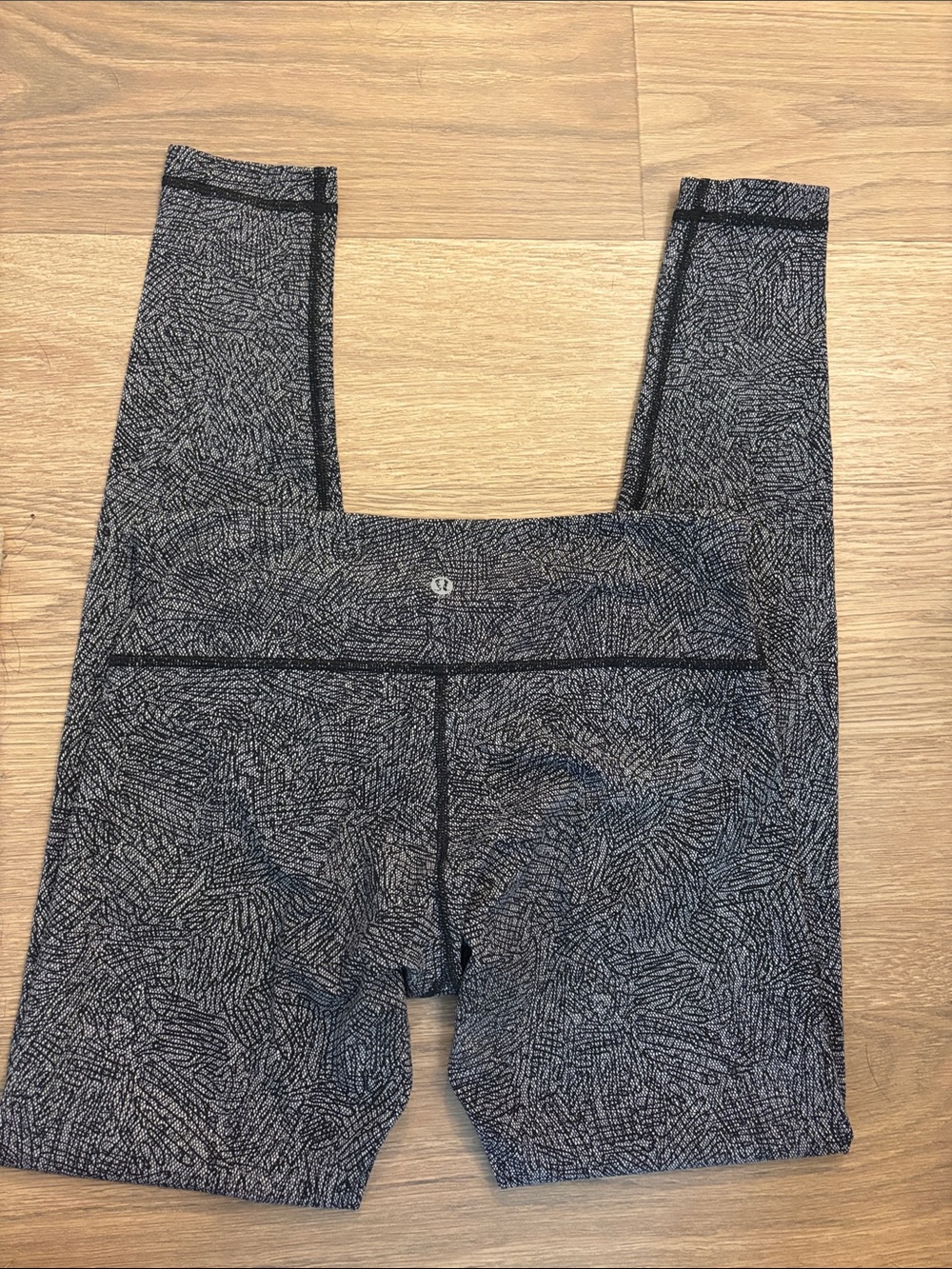 lululemon athletica Black & Gray Abstract Pattern Leggings